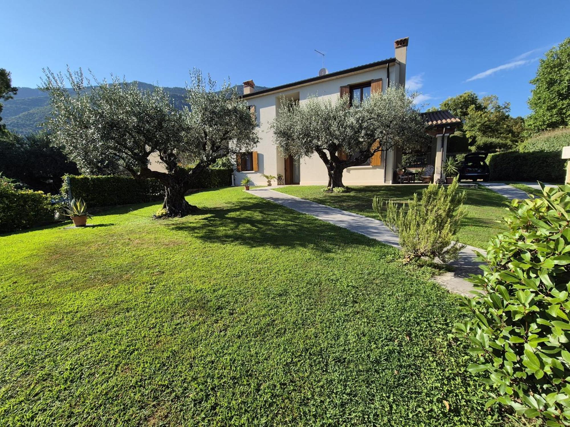 Villa Maryhouse à Borso del Grappa Extérieur photo